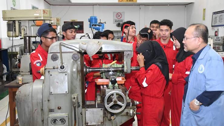 Pendidikan teknik mesin
